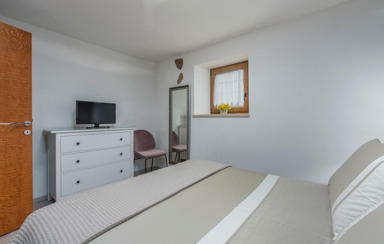 Apartment Claire Karšete Eksteriør billede
